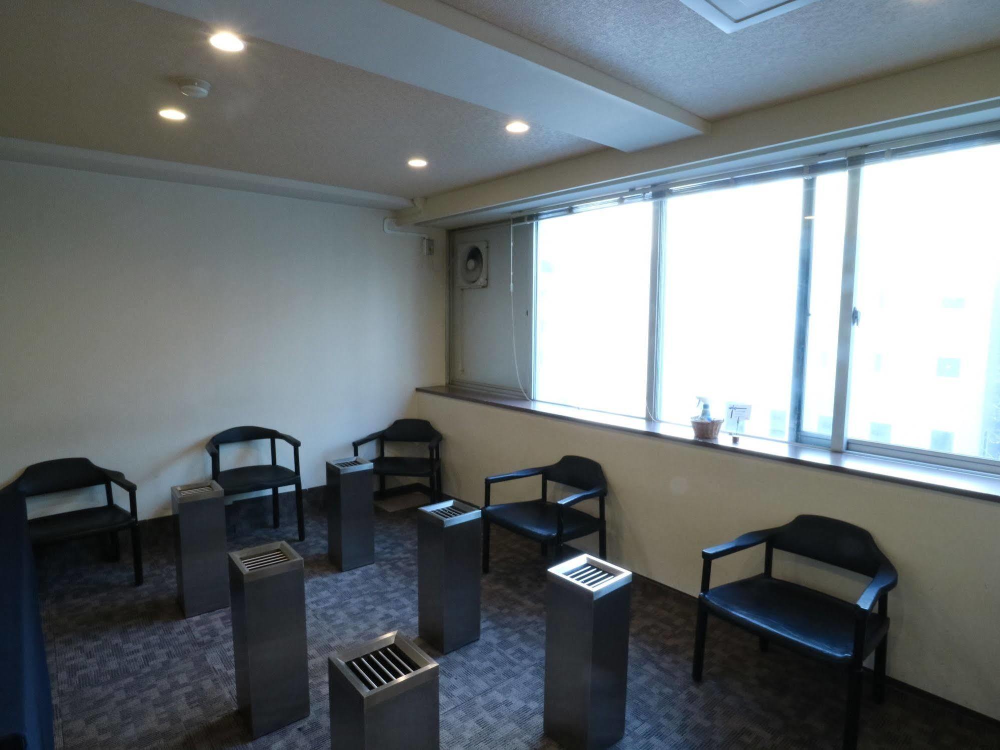 Hotel Nest Ekimae 3*